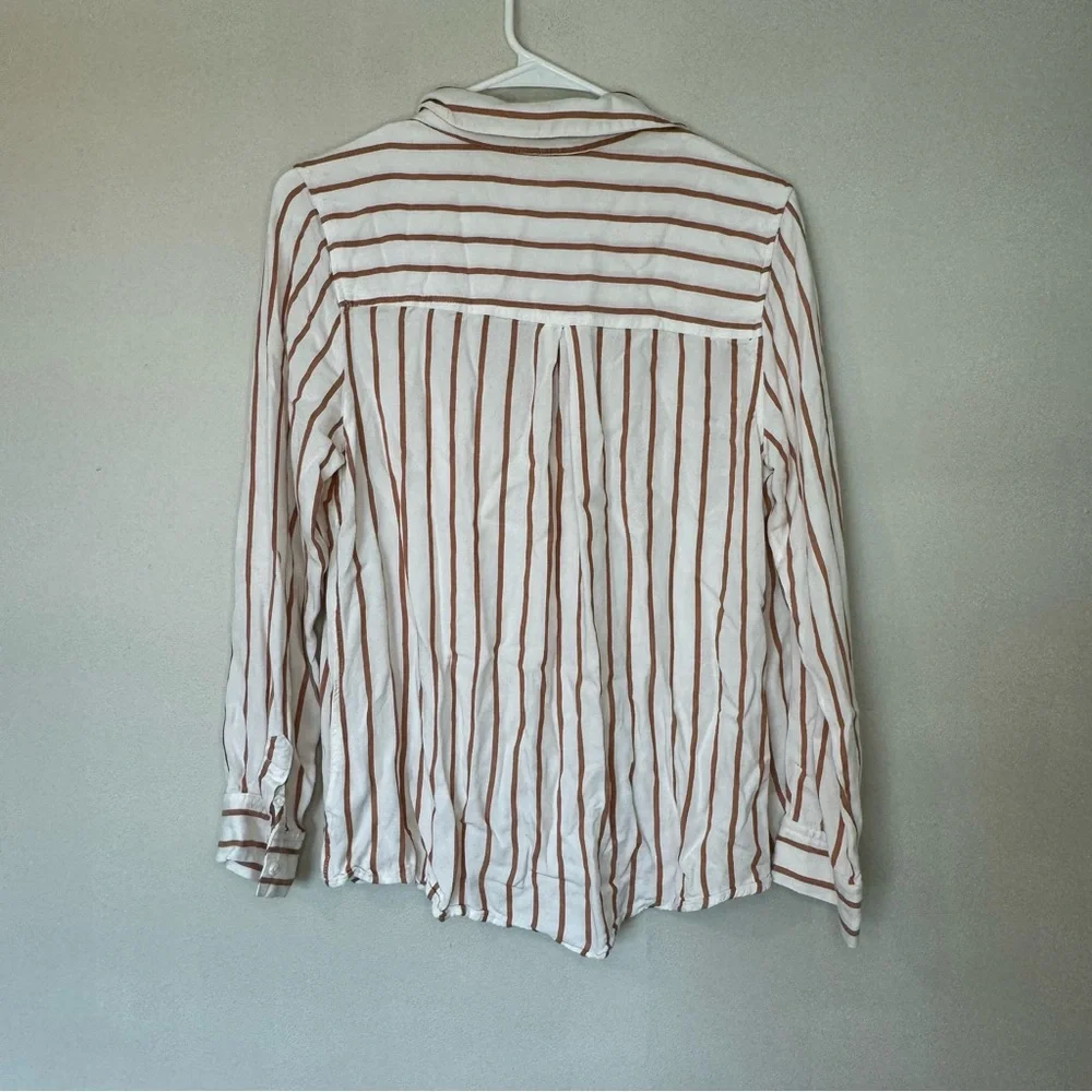 Isabel Button Down Shirt - Picture 6 of 7